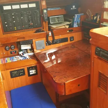Botel Oceano Tres *
